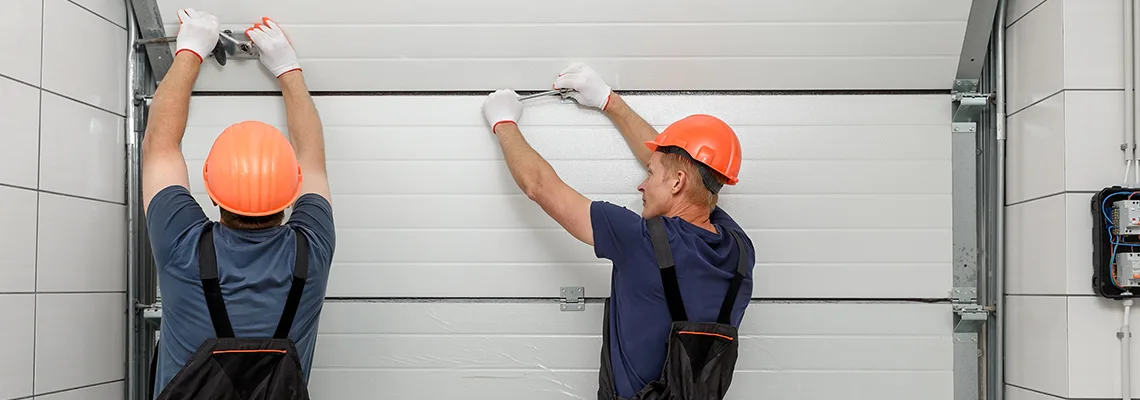 Driveway Garage Door Local Technicians in Jupiter, Florida